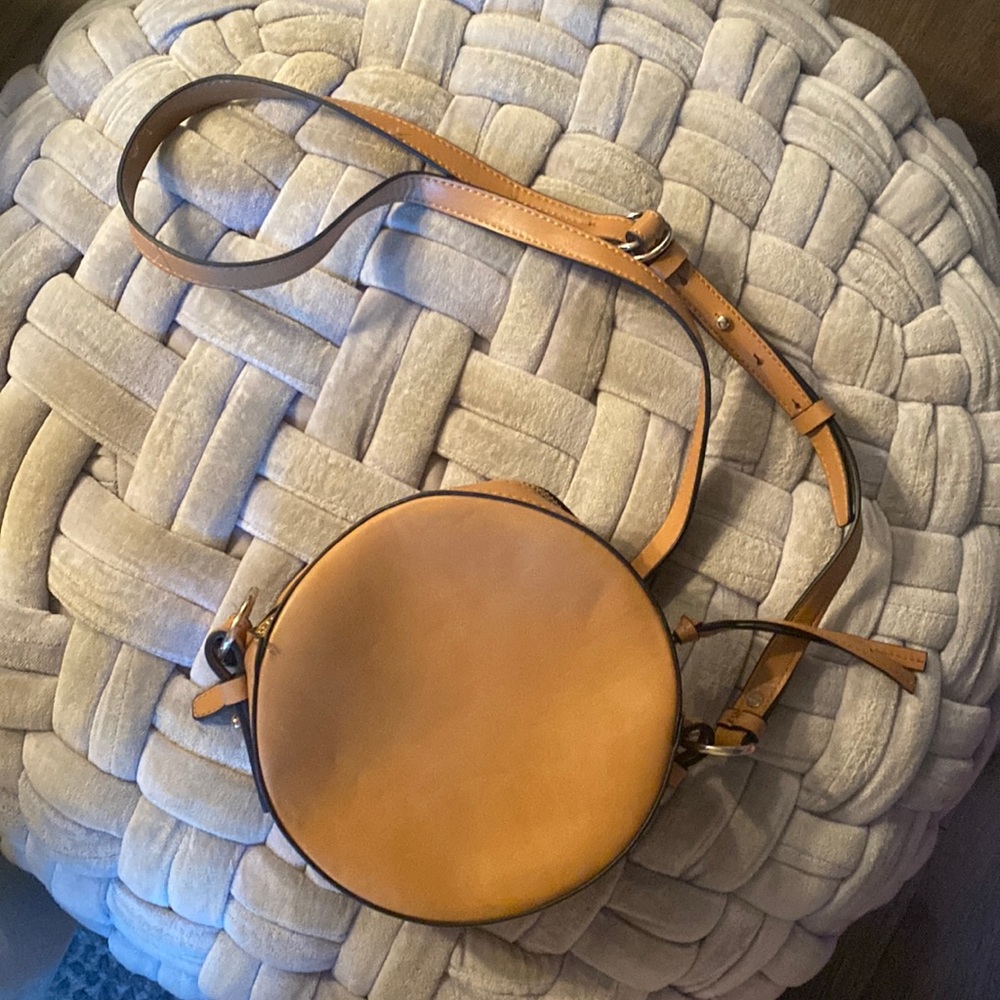 Circle purse